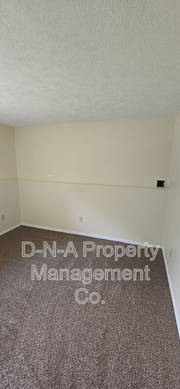 Building Photo - 9455 Juniper Dr