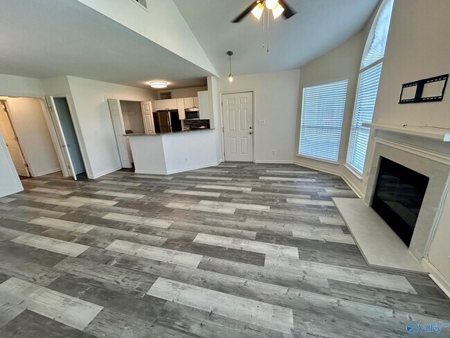 Building Photo - 241 Waters Edge Ln