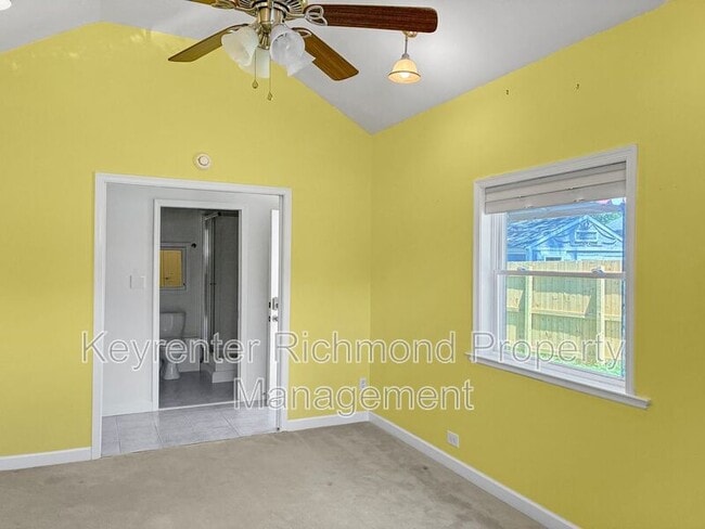 Building Photo - 2802 Dancer Rd