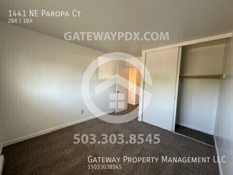 Building Photo - 1441 NE Paropa Ct