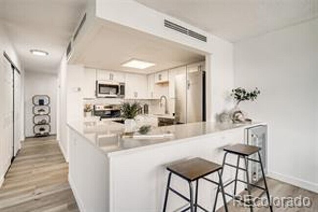 Building Photo - Humboldt