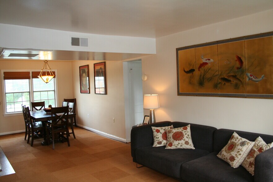 Dining room - 6731 W Wakefield Dr