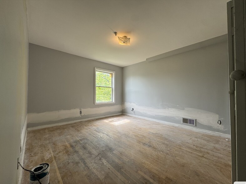 Building Photo - 78 Bergen Ave