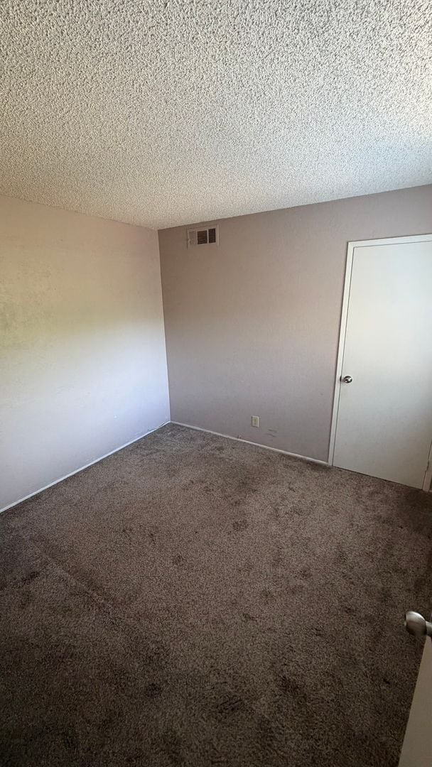 Building Photo - Clayton Townhouse 3 bedrooms 2 bathrooms 2 car garage