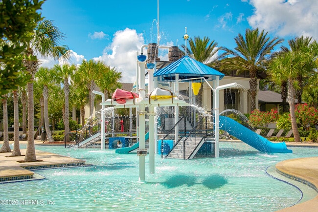 Building Photo - 118 Pioneer Village Dr