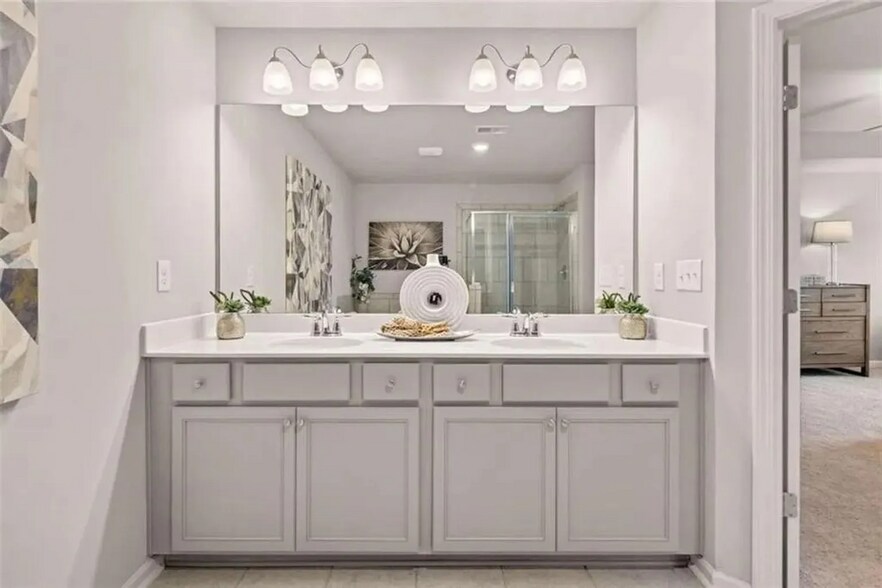 Building Photo - 3369 The Way Pl