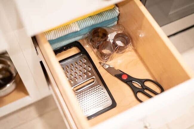 Building Photo - 3703 McCleland Crk Trl