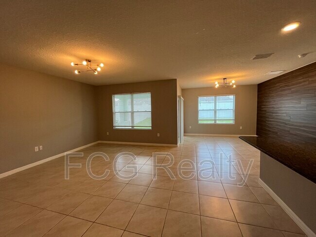 Building Photo - 5106 Fiddlewood Way
