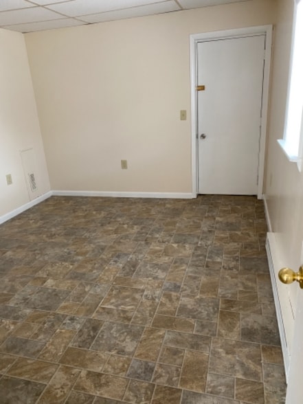 Building Photo - 14 E 3rd St