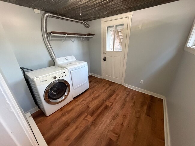 Building Photo - 49 S Bedford St