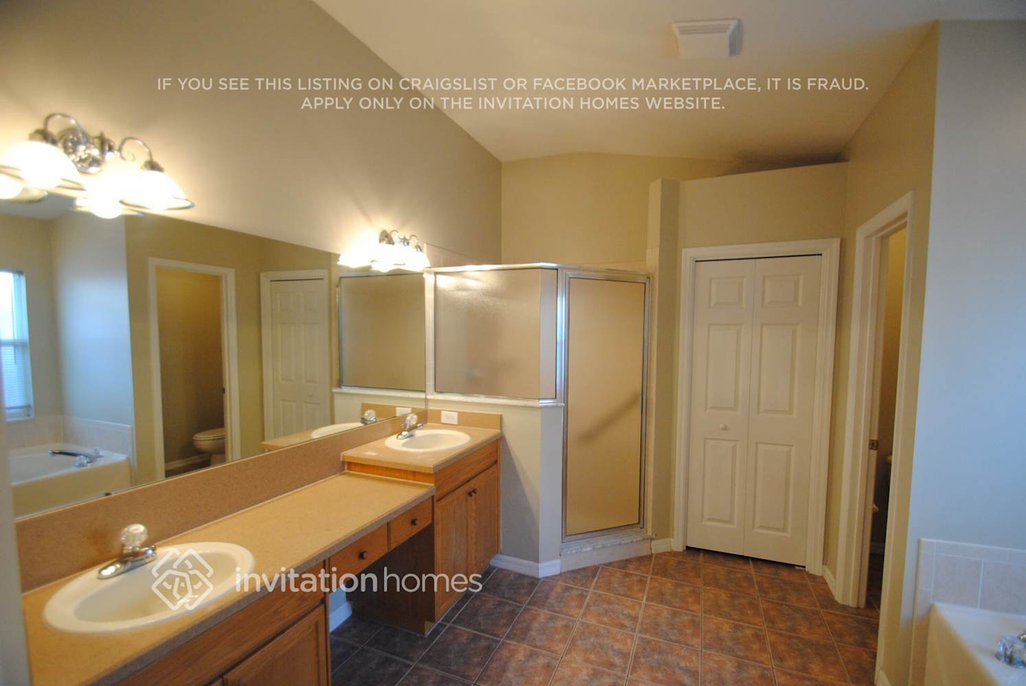 Building Photo - 22534 Roderick Dr