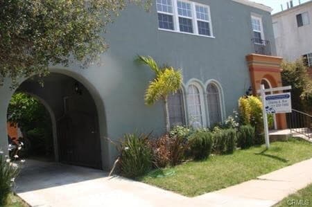 Building Photo - 630 N Irving Blvd