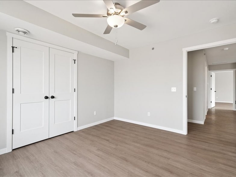 Building Photo - 7028 Thunder Vly Dr