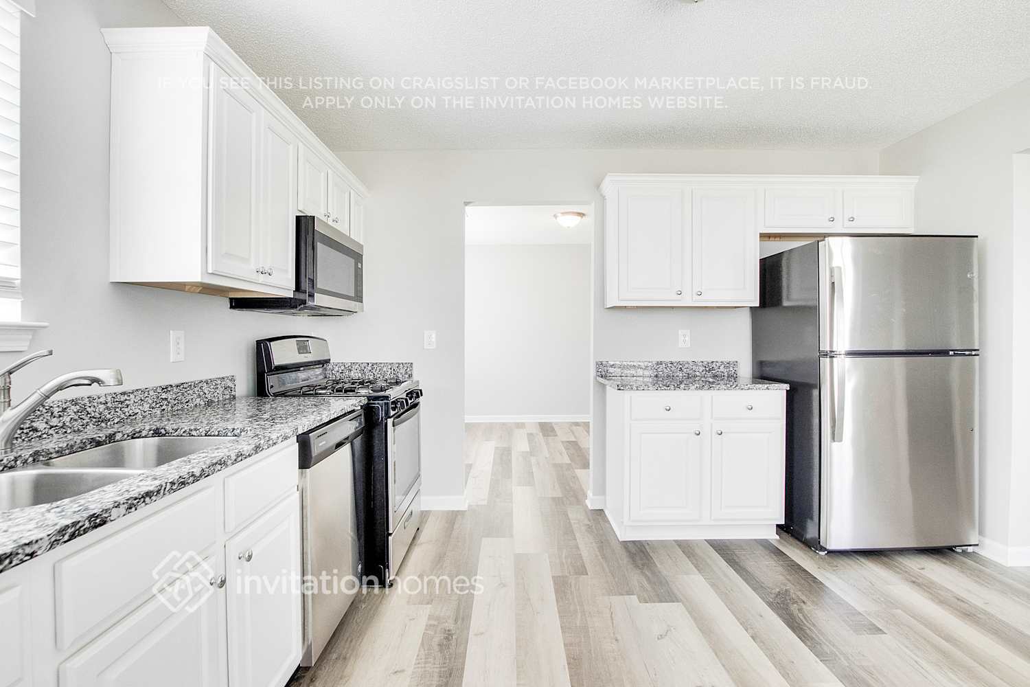 Building Photo - 2585 Thunder Basin Way