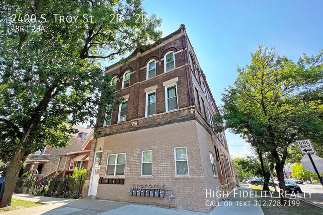 Building Photo - 2400 S Troy St