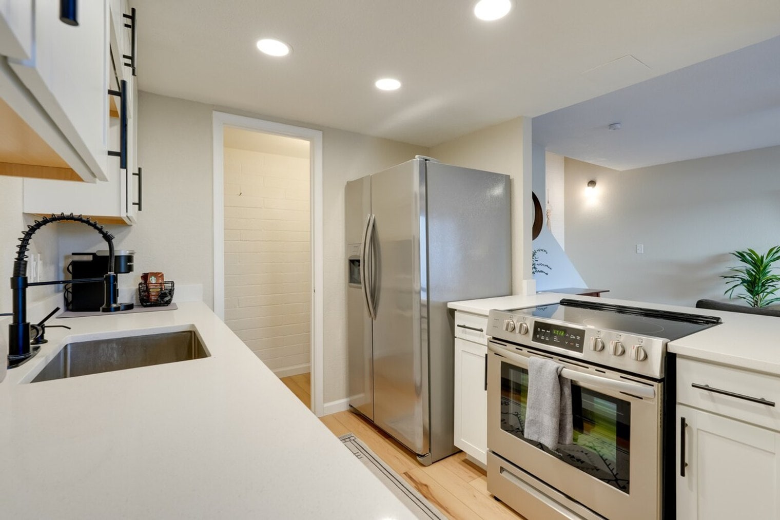 Building Photo - 7915 E Keim Dr