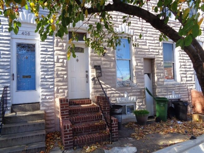 Primary Photo - 404 S Eaton St