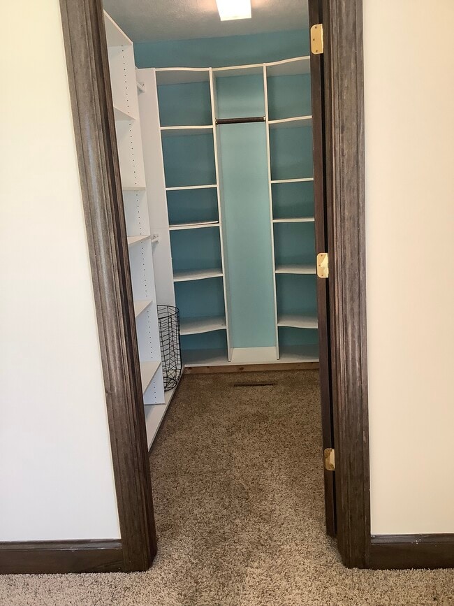 Building Photo - 13775 Carlton St