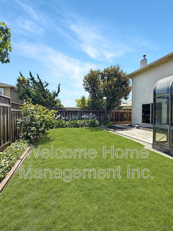 Building Photo - 38854 Jonquil Dr