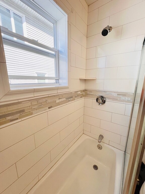 Building Photo - 34 Medford St