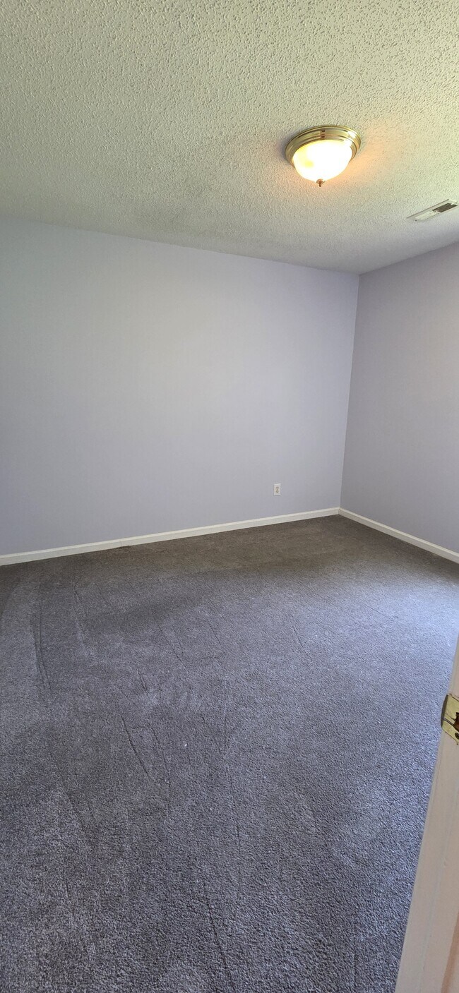Building Photo - 3508 Selway Dr