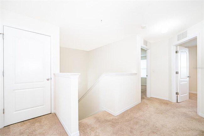 Building Photo - 4806 Riverwalk Dr