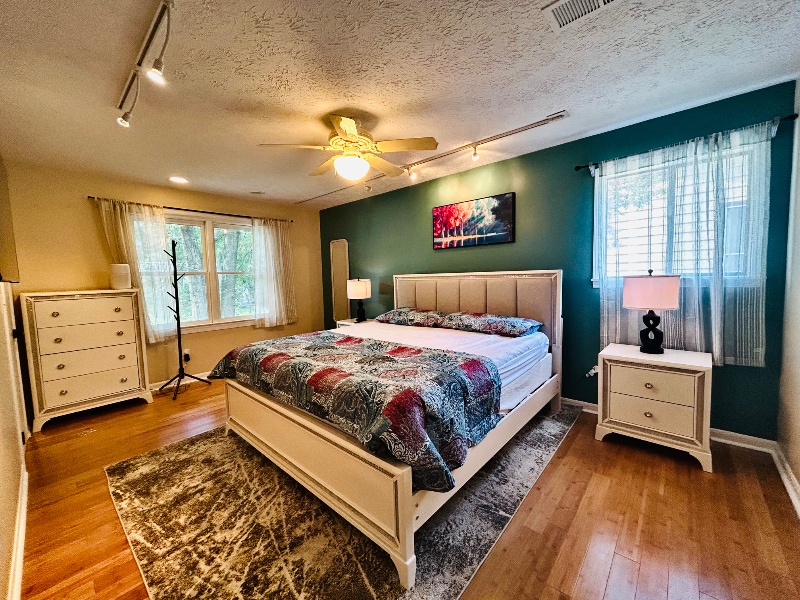 Building Photo - 1071 Standard Dr NE