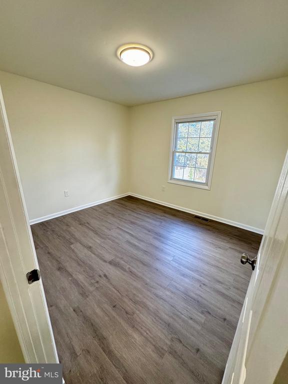 Building Photo - 1040 Springhill Way