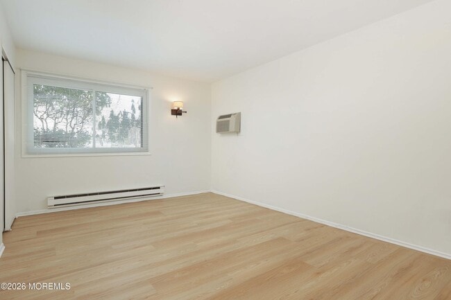 Building Photo - 38 Medford Ct