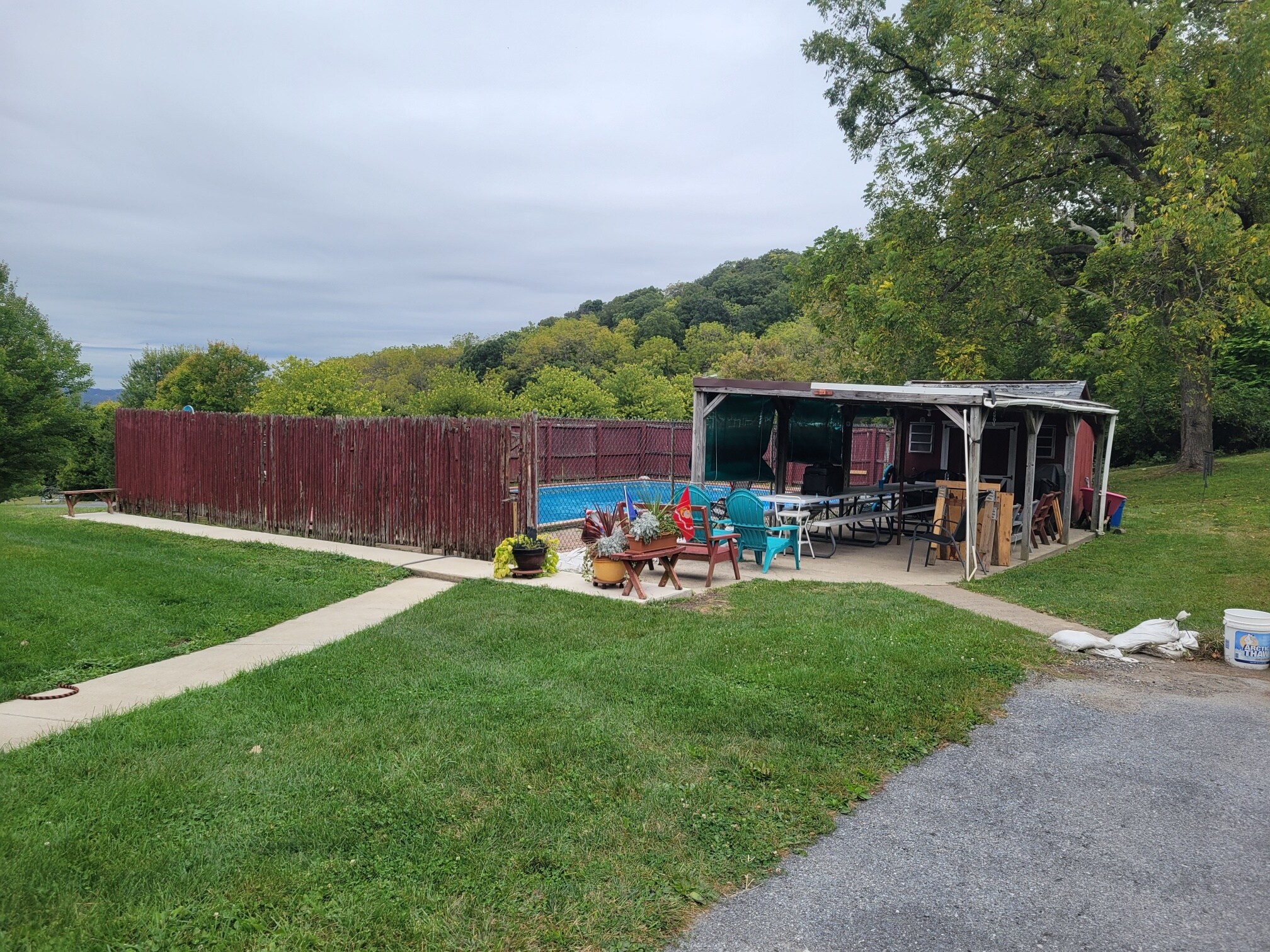 Building Photo - 2209 Elizabeth Ave