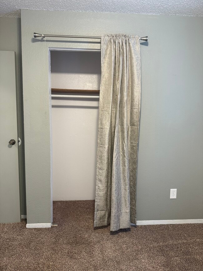 Building Photo - 3617 Biathalon Ave