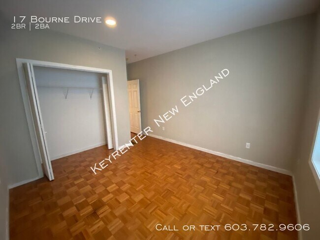 Building Photo - 17 Bourne Dr