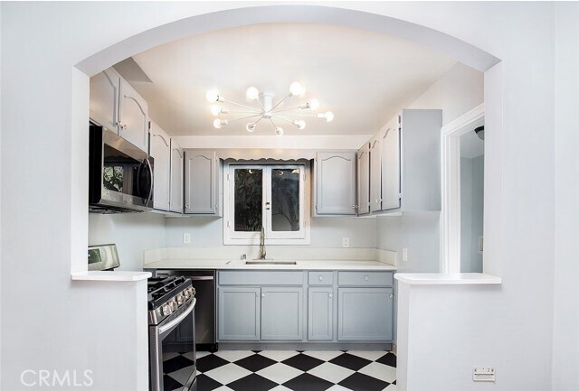 Building Photo - 453 E Sacramento St