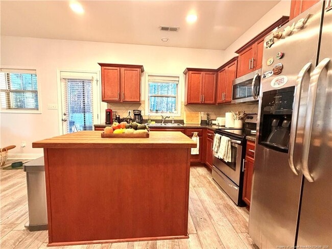 Building Photo - 155 Snipe Ct