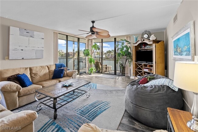 Building Photo - 10420 Gulf Shore Dr