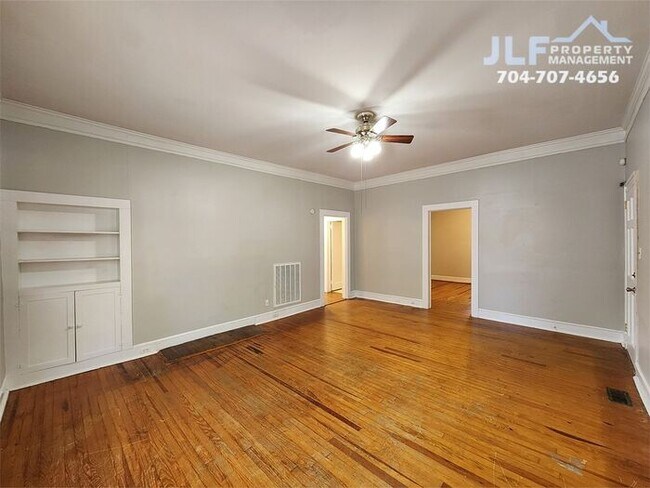 Building Photo - Cute 2 Bed/1 Bath Ranch in Downtown Kannapolis!