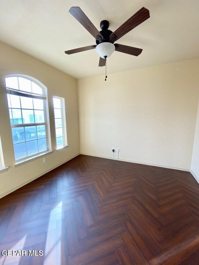 Building Photo - 14277 Desert Sky Dr