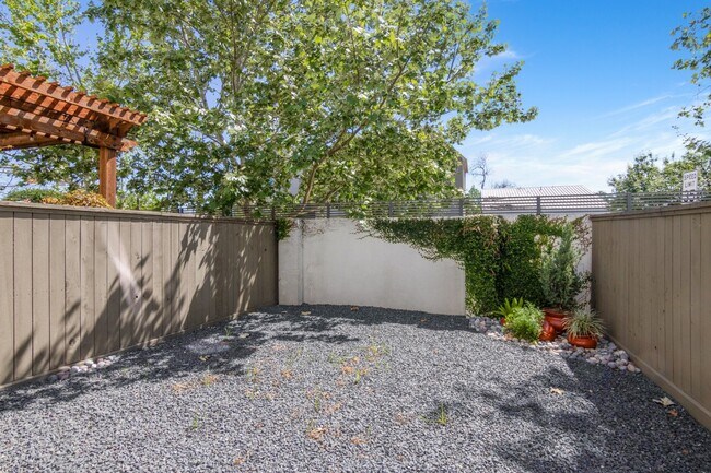 Building Photo - 419 T C Jester Blvd