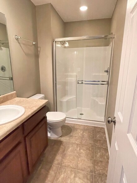 Building Photo - 4419 N 106th St