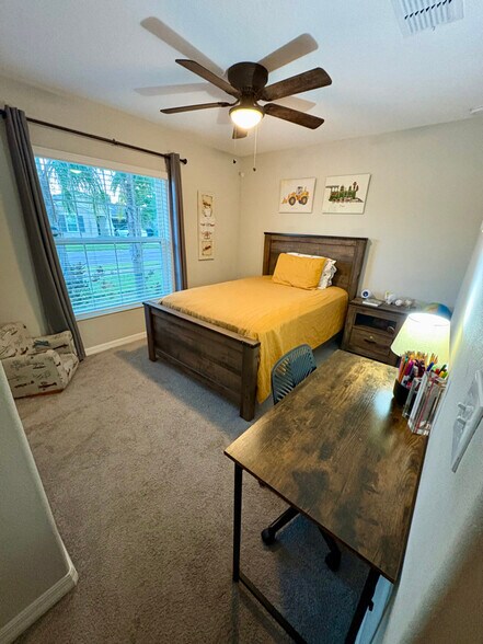 Building Photo - 1804 Broad Winged Hawk Dr