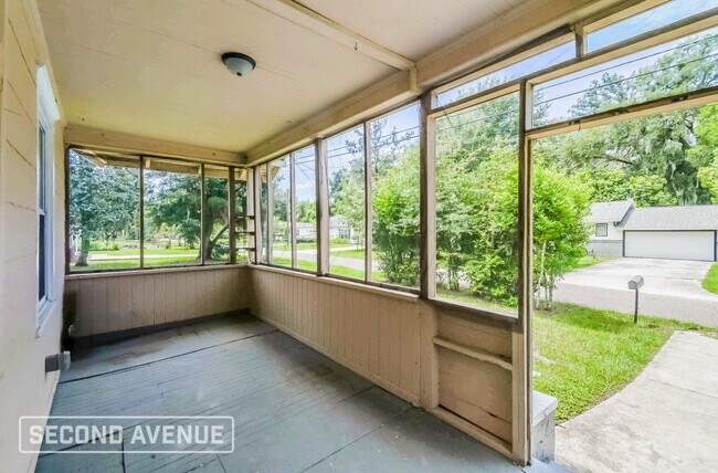 Building Photo - 9043 9th Ave