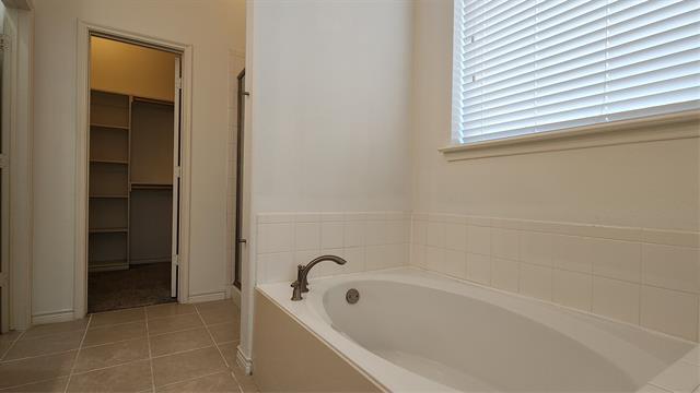 Building Photo - 1369 Crescent Cove Dr