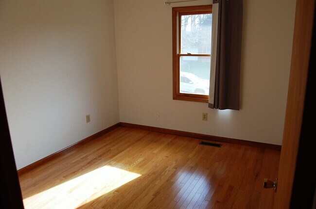 Building Photo - Available for the 2026-2027 leasing term