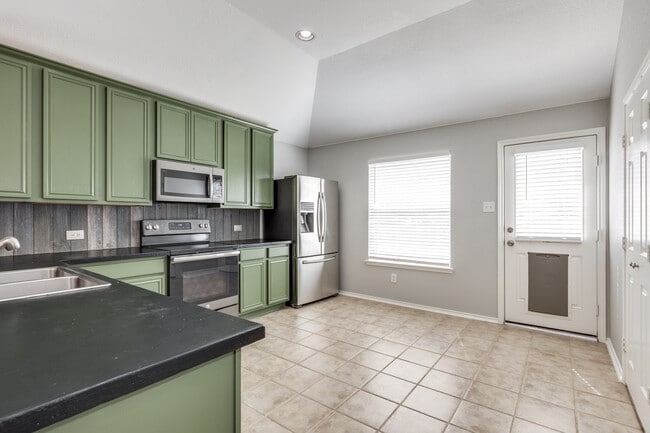 Building Photo - 1201 Roping Reins Way