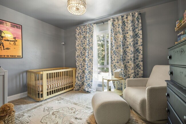 Building Photo - 27462 Country Glen Rd