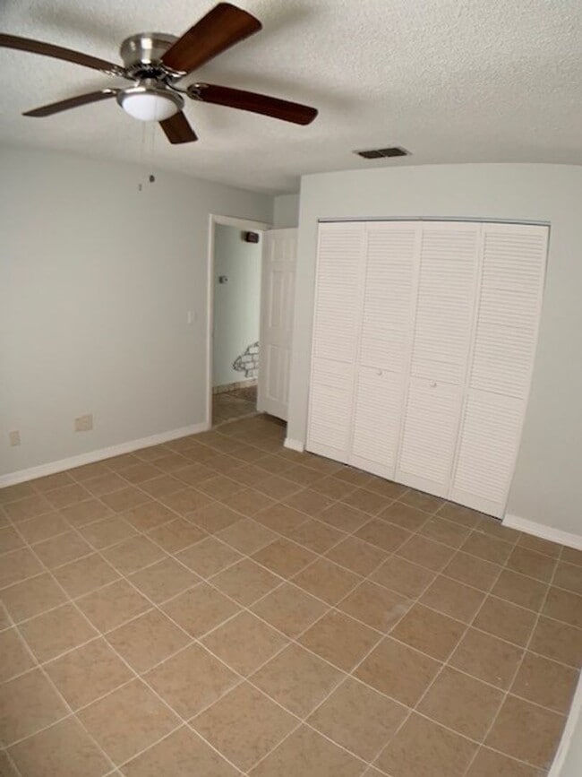 Building Photo - 1342 Torreya Cir