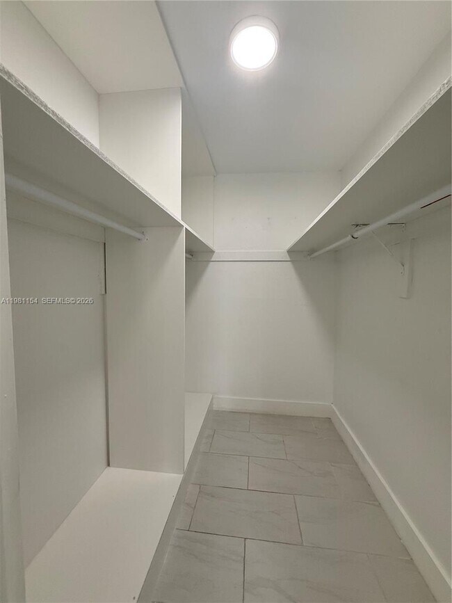 Building Photo - 5020 NW 79th Ave