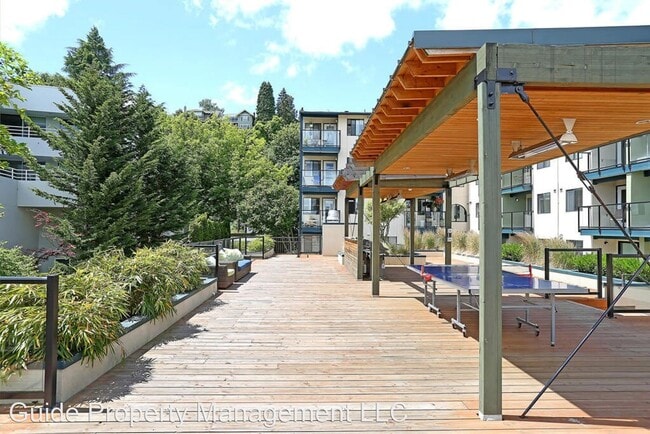 Building Photo - 2450 Aurora Ave N