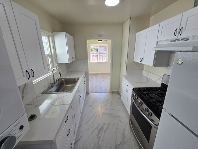 Building Photo - 3630 32nd St