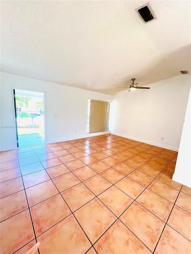 Building Photo - 13065 SW 263rd Terrace